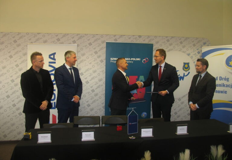Szwajcarsko-Polski Program Współpracy - podpisanie umowy dotyczącej rozbudowy ul. Lwowskiej w Tarnowie